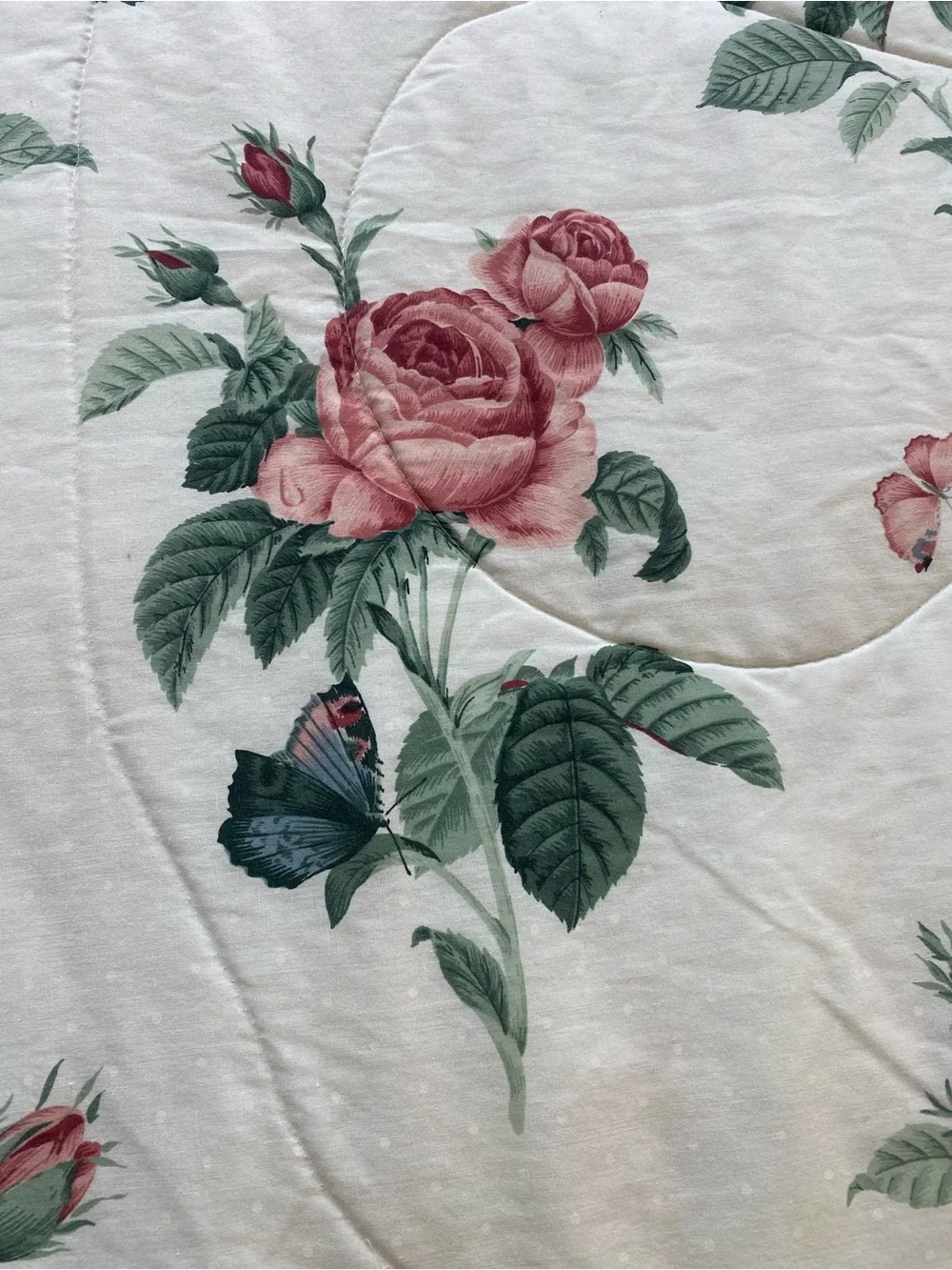 VTG 1990 JP Stevens Queen Bedspread Comforter Roses Butterflies
